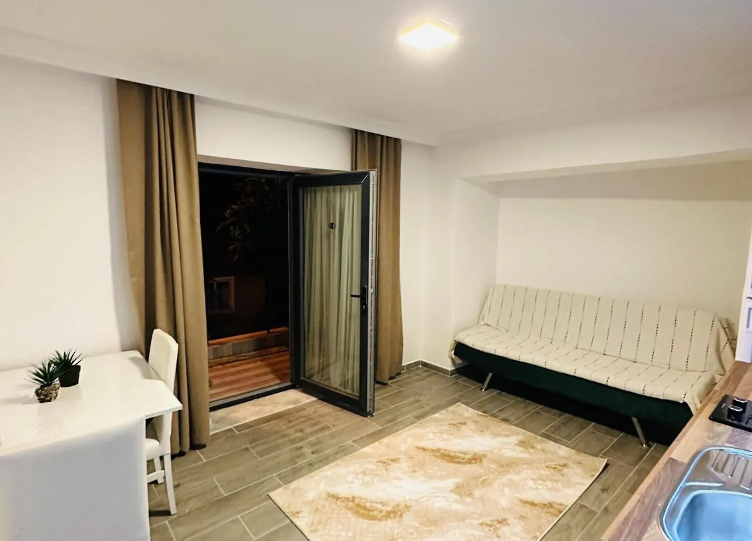 9 House Aparthotel Fethiye 0*,